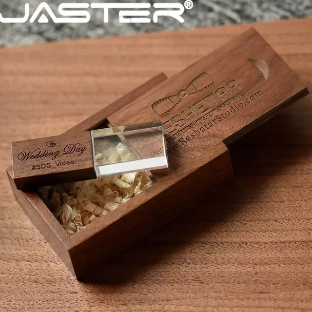 JASTER Crystal Plus Push-Pull-Box USB-Flash-Laufwerk aus Ahorn in Braun - Bild 1