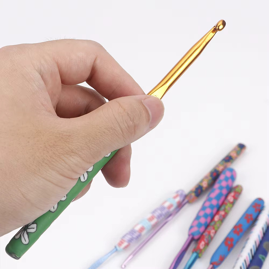 QJH 9-teiliges Premium-Set ergonomische Aluminium-Häkelnadeln in Multicolor, Größen 2-6mm - Bild 3