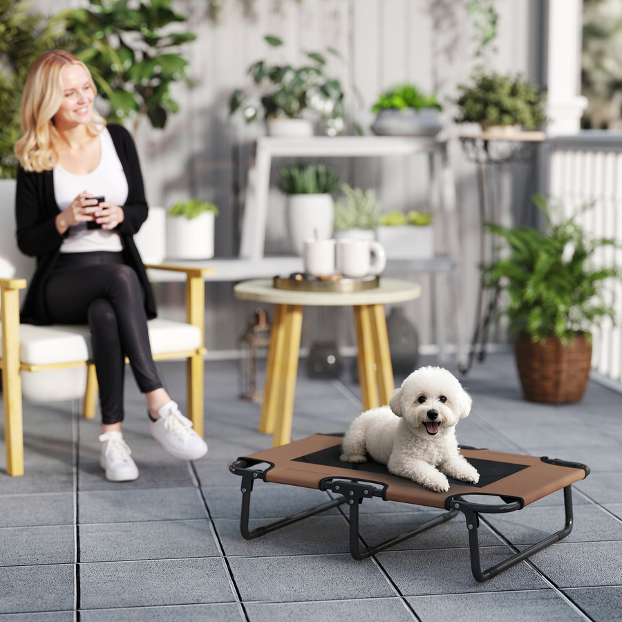PawHut Erhöhtes Hundebett klappbar für kleine und mittelgroße Hunde, atmungsaktive Hundeliege mit Netzdesign für Outdoor und Garten, Farbe: Kaffee, B/T/H: 75 x 51 x 18 cm - Bild 2