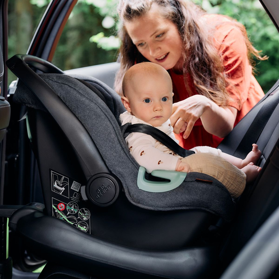 ABC Design Babyschale Tulip i-Size Autositz Gruppe 0+ in Asphalt - Bild 5