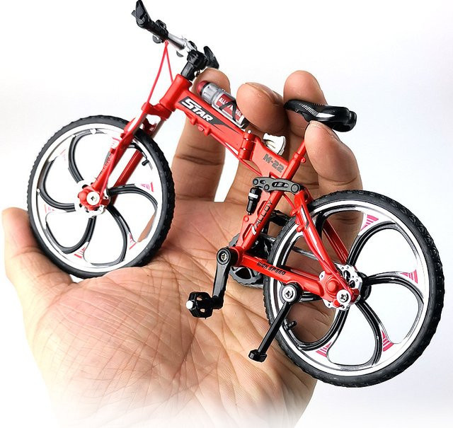 TANGUAYA Mini Modell Fahrrad, 1:8, Metall, Rot - Bild 1