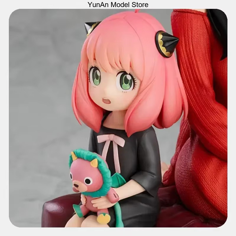 Bandai Spy×Family Anya Forger und Yor Forger sitzen auf dem Sofa, Anime-Figur, Statue, 15 cm - Bild 3