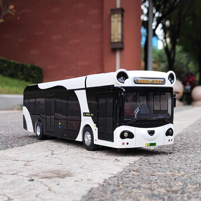 Linyi toy car Panda-Bus-Modell, Metall, 1:24, ab 18 Jahren - Bild 1
