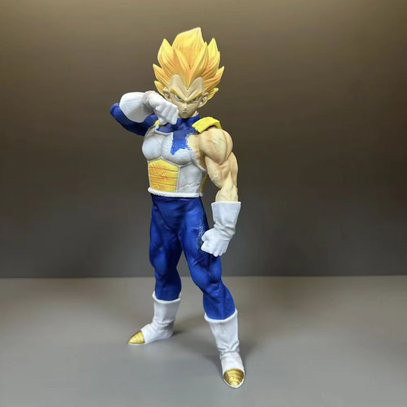 Bandai Dragon Ball Z Vegeta Figur Super Saiyajin Statue aus Kunststoff, mehrfarbig, Höhe: 28 cm - Bild 4