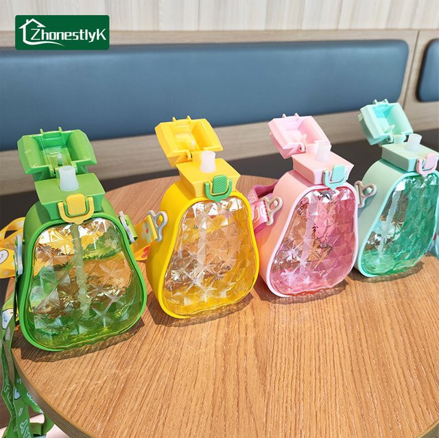 ZhonestlyK Trinkflasche aus Kunststoff in Ananas-Form mit Strohhalm und Auslaufsicherung in Pink für Kinder und Sport - Bild 1
