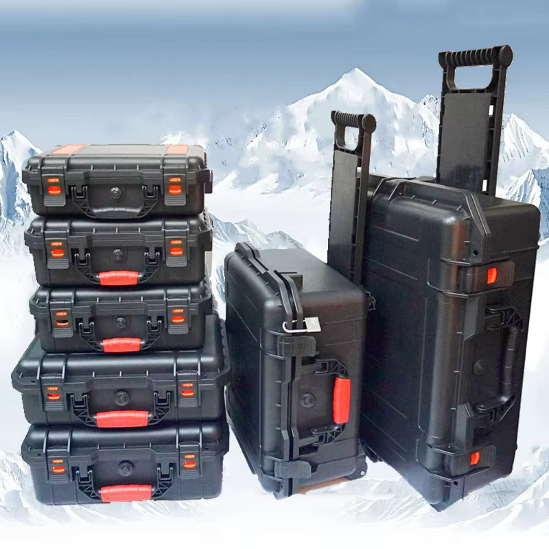Pelikan Werkzeugbox als wasserdichter Hartschalenkoffer mit Rollen und Zugstange, Schwarz, B/T/H: 66,0 x 26,0 x 49,5 cm - Bild 3