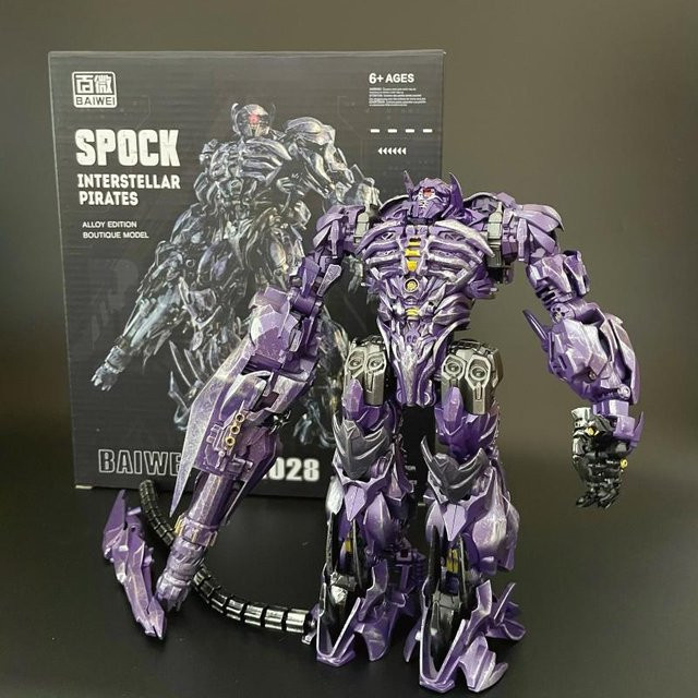 BAIWEI Transformations-Actionfigur, Roboter, Auto, Panzer, ab 14 Jahren - Bild 1