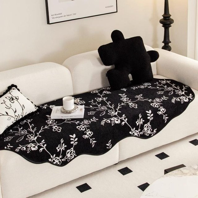 Rutschfester Sofabezug aus weichem Chenille in Schwarz, universeller Couchbezug für dein Wohnzimmer, B/H: 90 x 90 cm - Bild 1