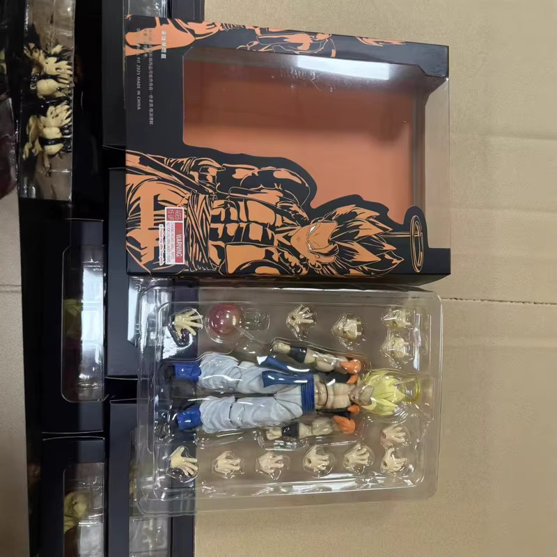 Bandai Dragon Ball Z Gogeta Actionfigur, SHF, 16cm, ab 14 Jahren - Bild 5