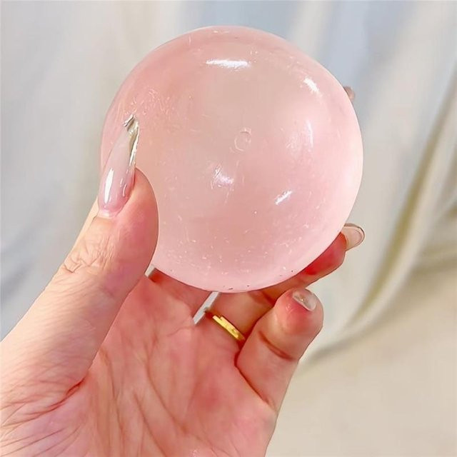 Maltose Erdbeer Squishy Bälle, rosa, Anti Stress Sensorisches Quetschspielzeug - Bild 1