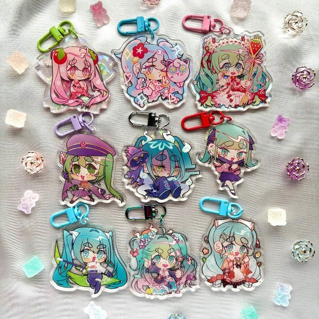 Bandai Hatsune Miku Schlüsselanhänger, holografischer Acryl-Anhänger, doppelseitig, bunt / mehrfarbig - Bild 1