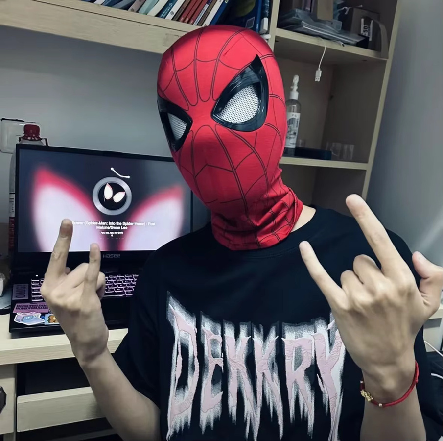 Hot Toys Marvel Spider-Man Miles Morales Headset, Halloween, Leuchtende Blinkende Augen - Bild 1