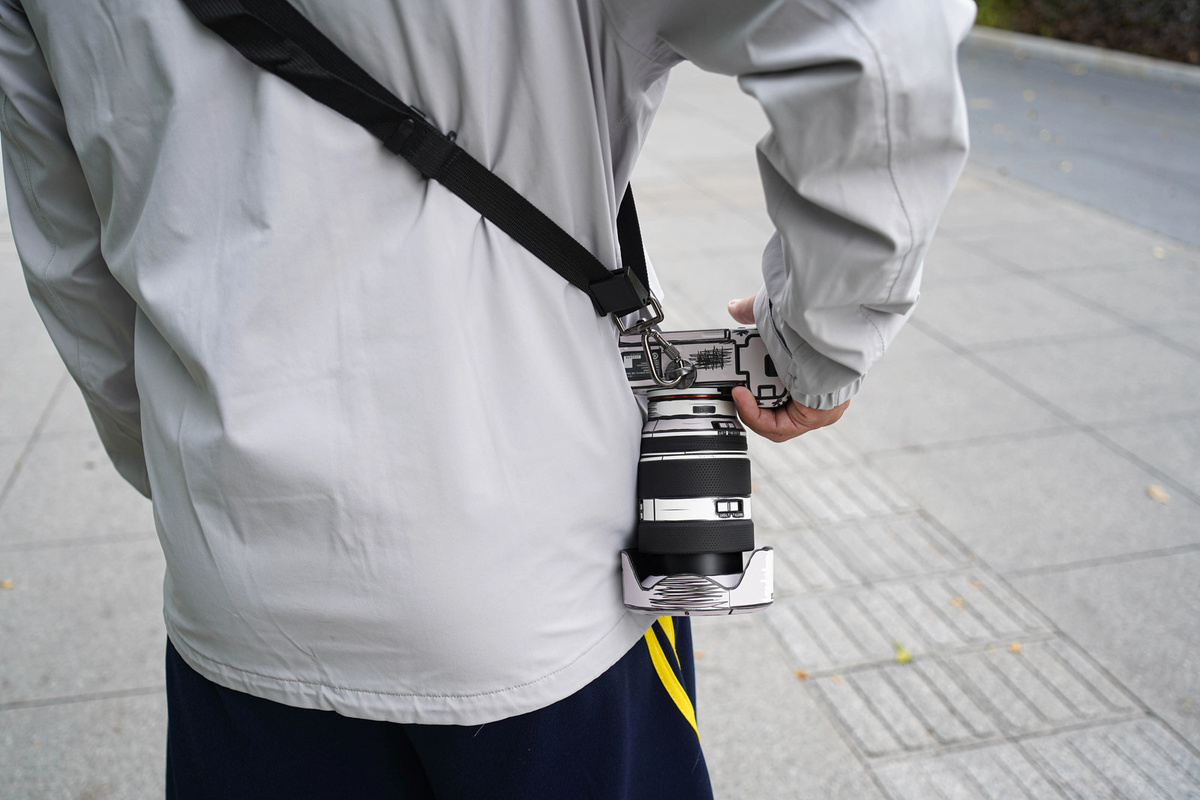 NiYi Dreipunkt-Schultergurt in Schwarz zur Nacken- und Druckentlastung für SLR und DSLR Kameras mit 1/4-Zoll-Schraube - Bild 4