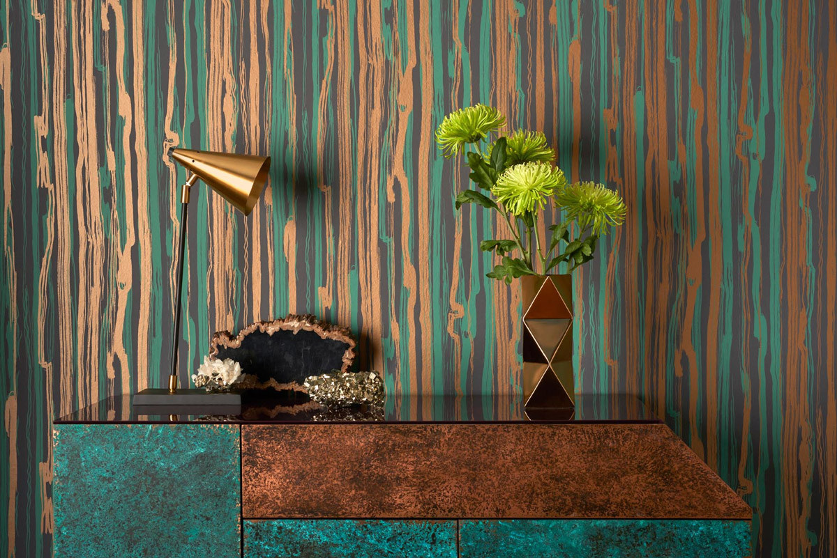 Cole & Son Tapete Strand in Emerald/Gold mit Streifenmuster und Glanzeffekt - Bild 1