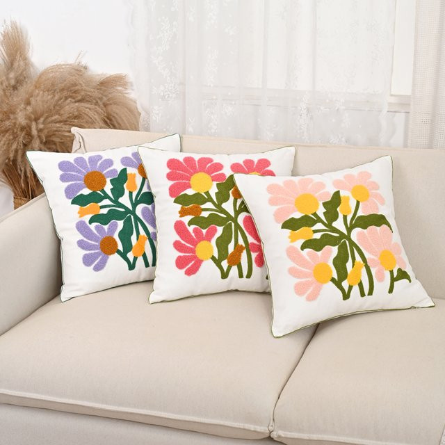 BUYNOW Kissenbezug mit Blumen-Handtuch-Stickerei in Lila, B/B: 45,7 x 45,7 cm - Bild 1