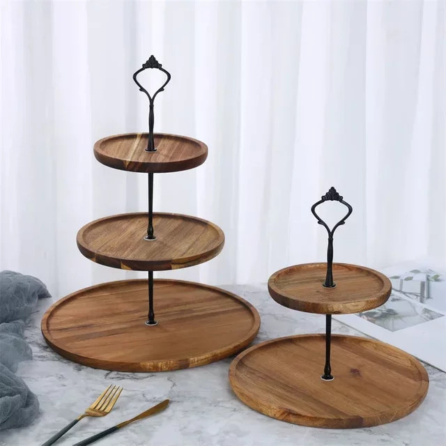 2/3-lagiger dekorativer Kuchenständer aus Holz in Braun für Cupcakes und Desserts - Bild 1