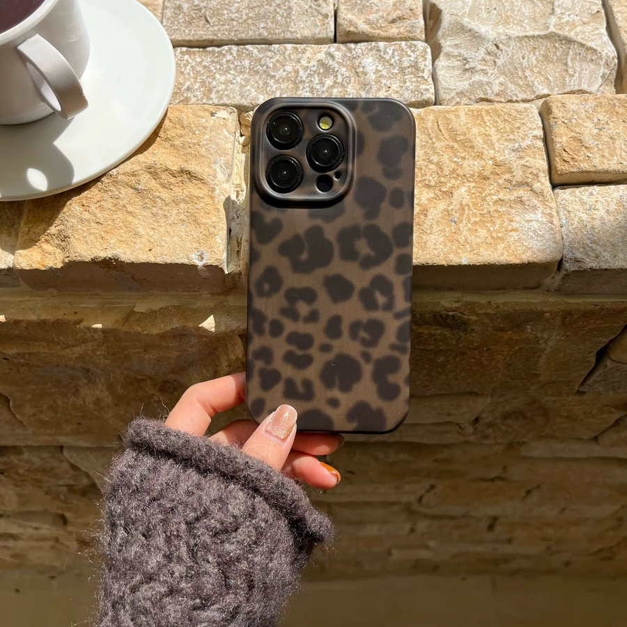 Matte Handyhülle mit Leopardenmuster in Olivgrün und Schwarz für iPhone 17, 16, 15, 14, 13, 12, 11 Pro Max Plus und 17 Air - Bild 2
