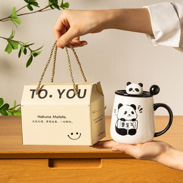 Keramiktasse Panda Design in Weiß als Geschenkbox für Damen, Volumen: 301-400 ml - Bild 1