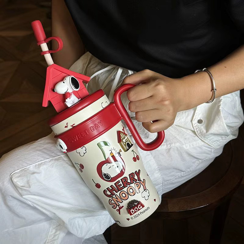Bandai Snoopy Edelstahl Isolierbecher mit 800 ml Volumen in Rot - Bild 3