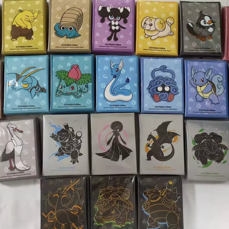 Bandai Pokémon Trading Card Sleeve, Fantasy, Bunt / Mehrfarbig, 64-teiliges Set - Bild 1