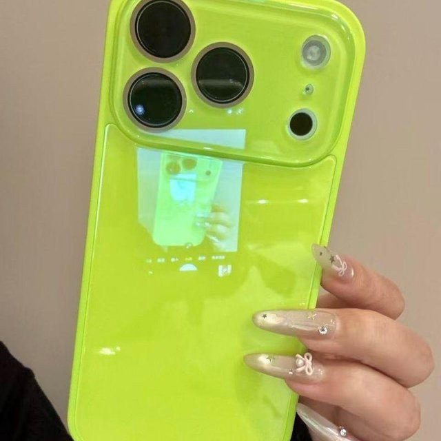 YULIN Kamera Schutz Handyhülle für iPhone 17 16 15 14 13 Pro Max mit gehärtetem Glas und stoßfester Hartschale in Grün - Bild 1