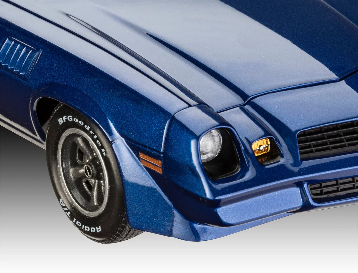 Revell Stranger Things Billy's Chevy Camaro Z/28, Automodell Bausatz, 1:24 - Bild 5