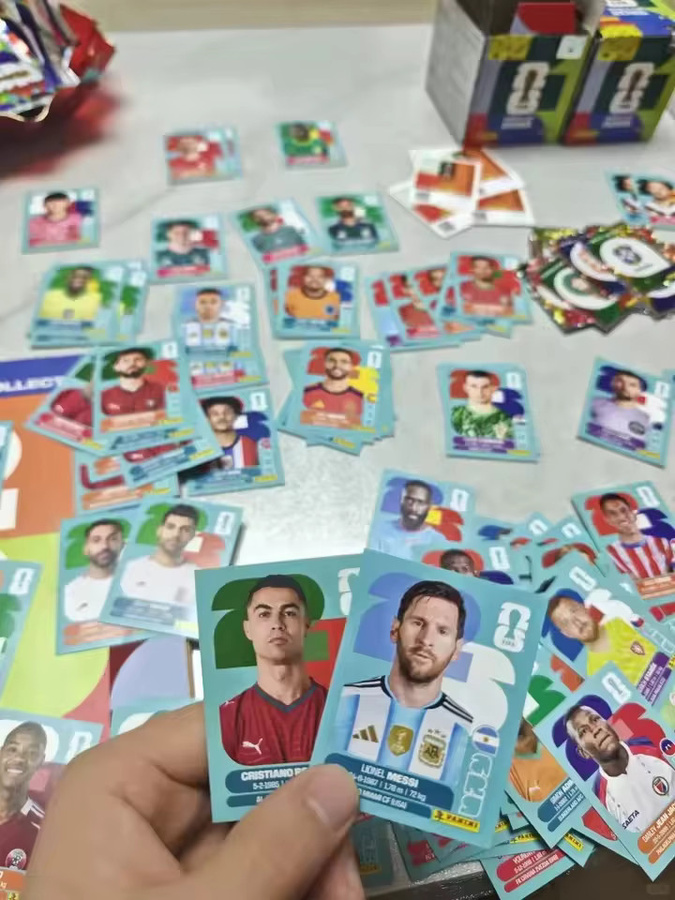Panini 2026 FIFA Aufkleber, Internationale Version - Bild 5