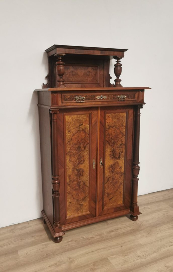 Gründerzeit Vertiko Aufsatz von Antikhof Brück aus Nussbaum in Braun - Bild 1