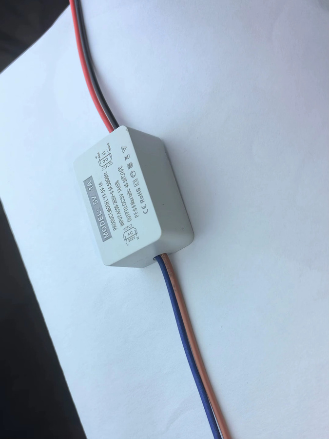 LED Netzteil DC 5V Transformator als Schalter Treiber mit 1A oder 2A Ausgangsstrom in Weiß für CCTV und LED-Treiber AC110V-220V - Bild 2