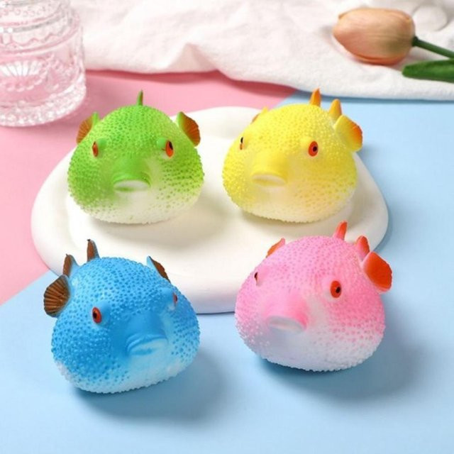 BC Pet Supplies Kawaii Kugelfisch Quetschies, Knetspielzeug, 1 Stück - Bild 1
