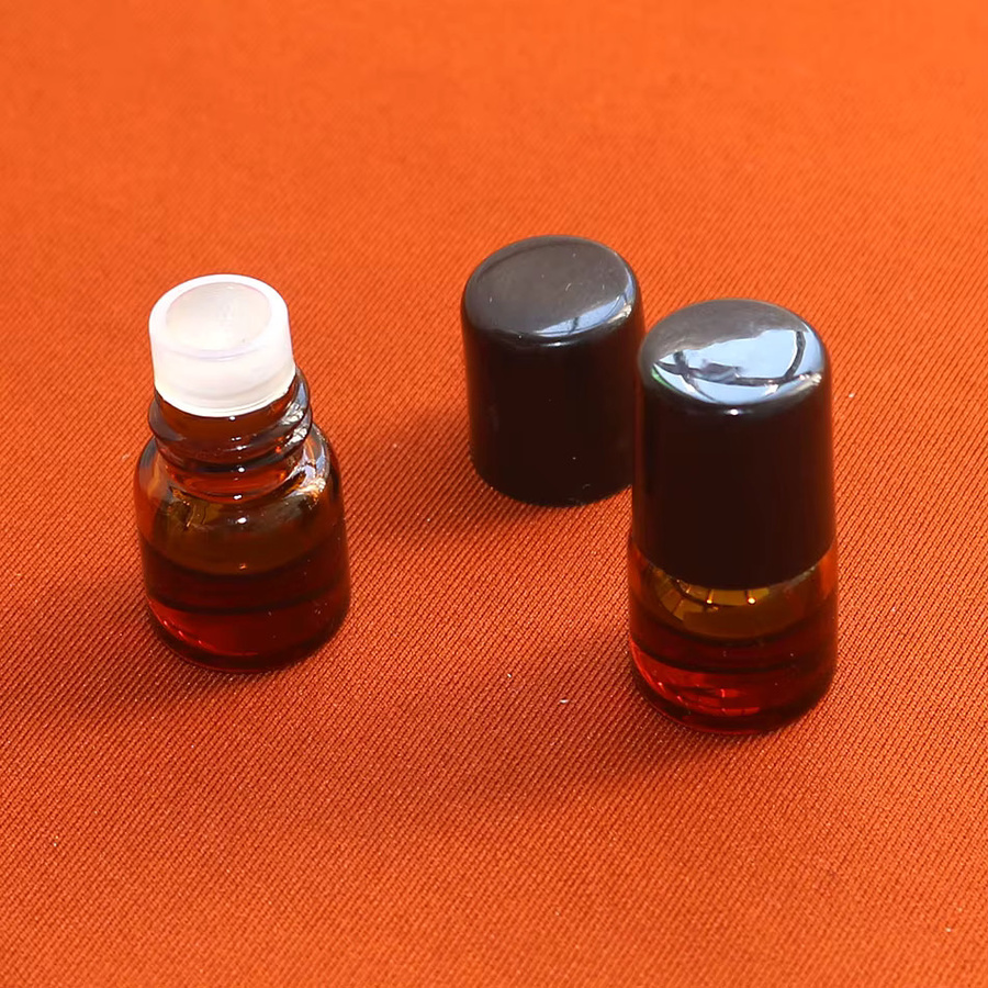 NineRegions Ätherisches Öl, Kambodscha-Oud, 1 ml - Bild 5