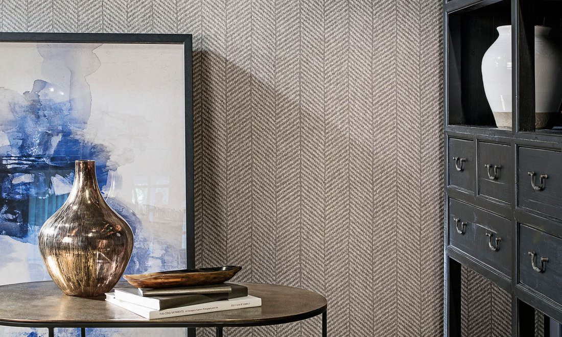 Flamant Wallpaper Costume Bain de Boue Vliestapete in Beige mit abstraktem Vintage-Design - Bild 1