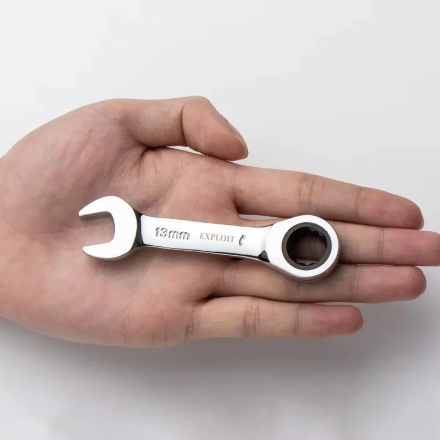 Skeyo Torx-Schlüssel mit kurzem Griff und Zwei-Wege-Schnellratsche in Silber - Bild 4