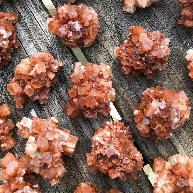 Aragonit-Kristallcluster von CrystalHola als natürliche Mineralprobe und Dekosteine für deine Heimdekoration - Bild 3