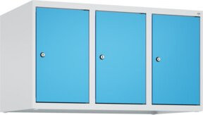 C+P Aufsatzschrank 7035/5012 mit 3 Abteilen, Zylinderschloss und Soft-Close-Türen, B/H/T: 50 x 90 x 50 cm, Lichtgrau/Lichtblau - Bild 1