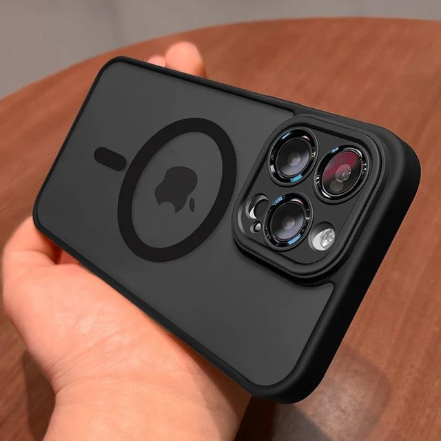 Stoßfeste Armor Schutzhülle mit Magnetfunktion für iPhone 11 bis iPhone 17 Pro Max, Matt-Transparent, Schwarz - Bild 1