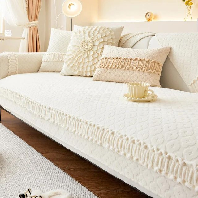Super Six Sofabezug aus Plüsch in Weiß, rutschfeste Couch-Schonbezüge mit plissiertem Saum, Breite: 70 cm, Tiefe: 70 cm - Bild 1