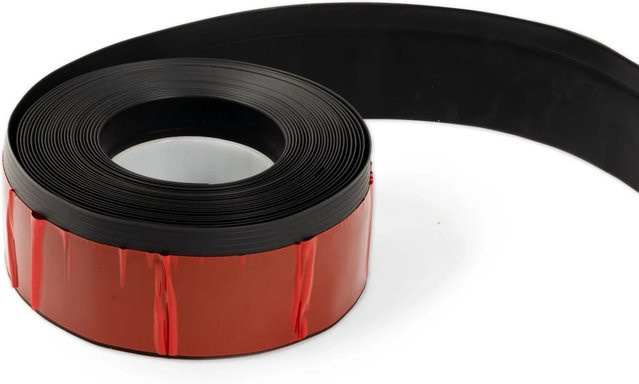 KARAT Sockelleiste Oslo Schwarz 25 Meter selbstklebend und zuschneidbar - Bild 1