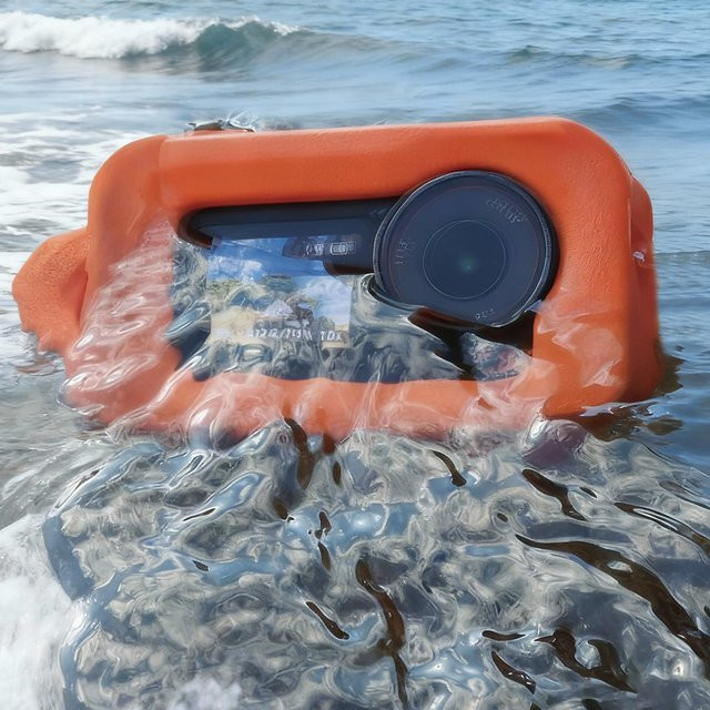 DJI Schwimmendes Tauchgehäuse für Osmo Action 5 Pro, Action 6, Action 4 und Action 3 in Orange mit Surf-Schaumstoff - Bild 1