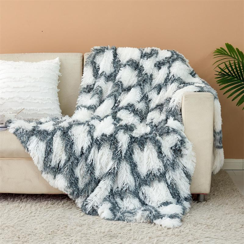 S-EMIGA Flauschige Decke aus Coral Fleece in Weiß, weiche Plüschdecke als Überwurf für Bett oder Couch, B/B: 80 x 120 cm - Bild 2
