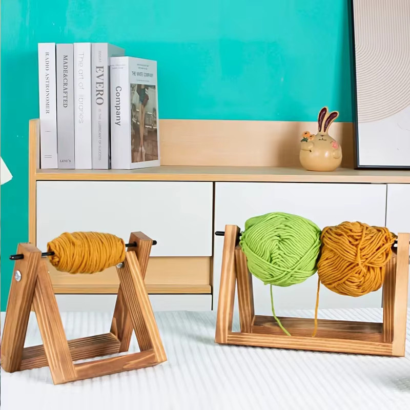Holz Garnrollenhalter Organizer in Braun für Stricken und Häkeln - Bild 2