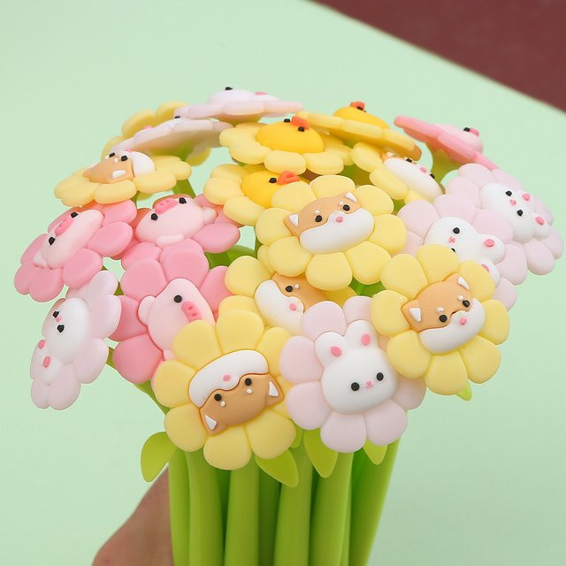 2er-Set Kawaii Gelstifte mit Schwein, Kaninchen und Blumen Motiv, 0,5 mm Schriftdicke, Farben Schwarz und Blau - Bild 1