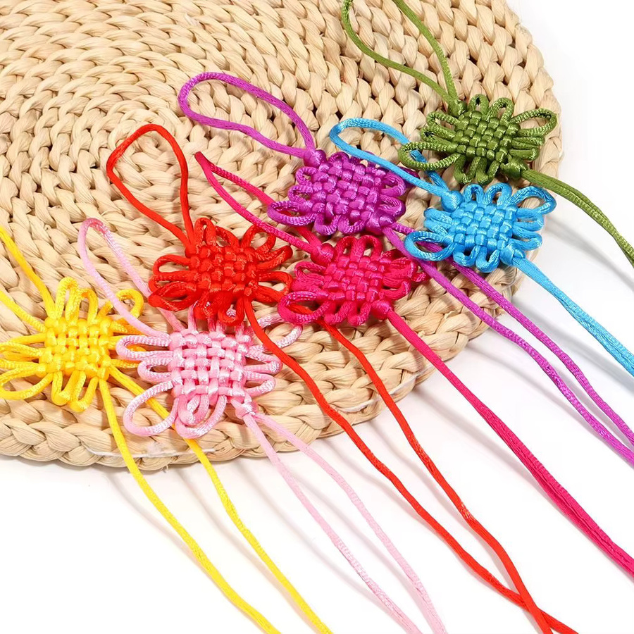 10 Stück Bunte Chinesische Knoten aus Polyester als Glücksquasten für DIY Handwerk und Neujahr Dekorationen - Bild 2