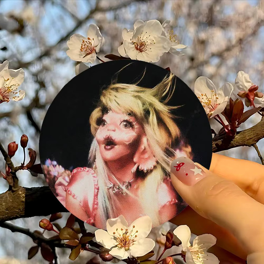 Mesuca Melanie Martinez Portals Cartoon-Abzeichen in Multicolor, rundes dekoratives Accessoire - Bild 4