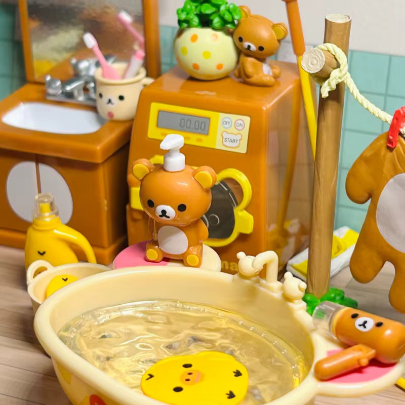 Re-Ment Easy Bear Badezimmer-Serie Blind Box Miniaturszene aus Kunststoff in Mehrfarbig - Bild 3