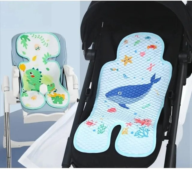 Atmungsaktive Kühlauflage für Kinderwagen und Autositze in Blau - Bild 1