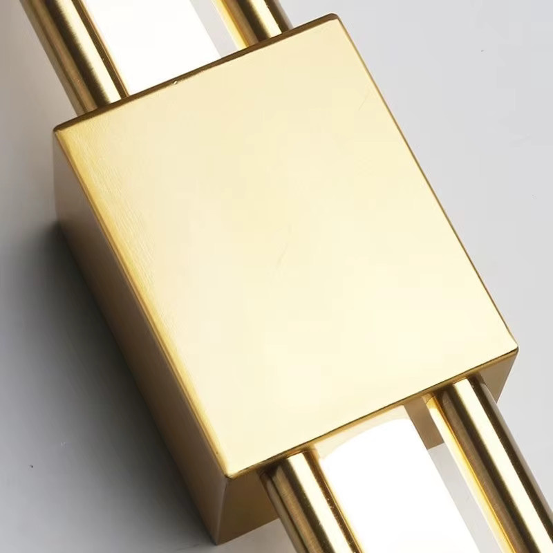 Moderne LED-Wandleuchte von Ramalho in Gold/Messing für Wohnzimmer, Schlafzimmer und Badezimmer - Bild 4