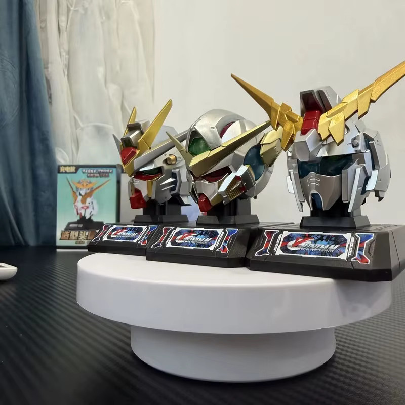 Bandai Strike Freedom Kopfskulptur Figur, Leuchtendes Modell, 3-teiliges Set - Bild 3