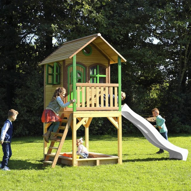 Axi Sarah Spielhaus in Braun und Grün mit weißer Rutsche, B/T/H: 191 x 370 x 291 cm - Bild 1