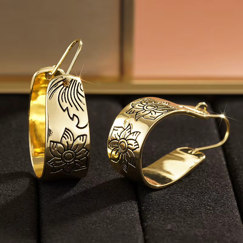 Huitan Creolen, Blumen-Design, goldfarben, Damen - Bild 2